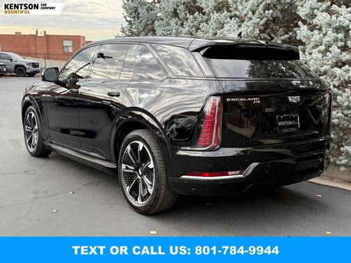 2025 Cadillac Escalade IQ Sport 2