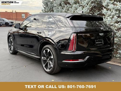 2025 Cadillac Escalade IQ Sport 2