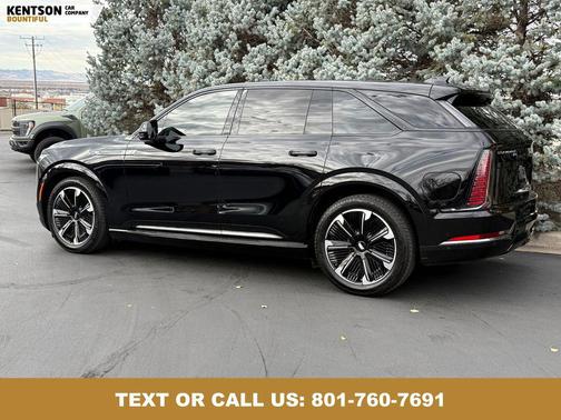 2025 Cadillac Escalade IQ Sport 2