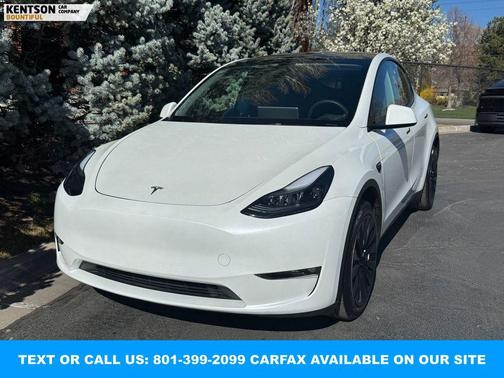 Pearl White Multi-Coat 2023 Tesla Model Y Long Range Dual Motor All-Wheel Drive