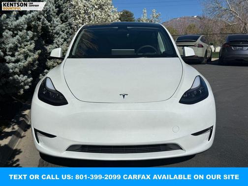 Pearl White Multi-Coat 2023 Tesla Model Y Long Range Dual Motor All-Wheel Drive