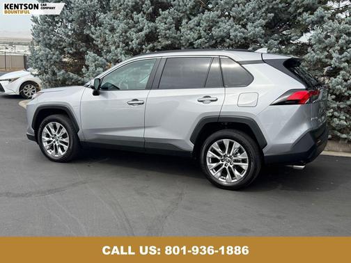 2025 Toyota RAV4 XLE Premium