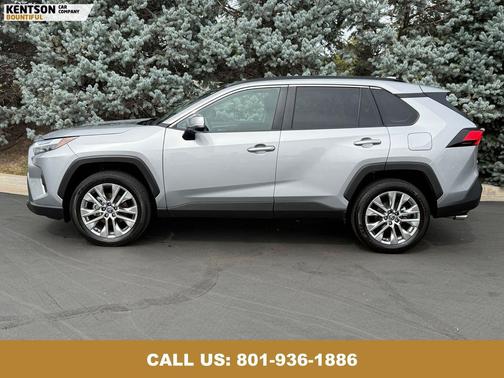 2025 Toyota RAV4 XLE Premium