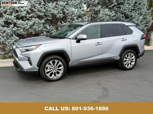 2025 Toyota RAV4 XLE Premium