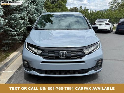 Sonic Gray Pearl 2025 Honda Odyssey Sport-L