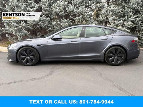 2021 Tesla Model S Plaid