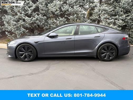 2021 Tesla Model S Plaid
