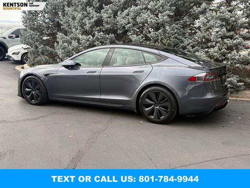 2021 Tesla Model S Plaid