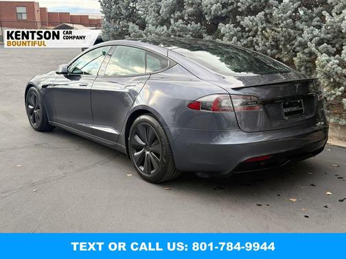2021 Tesla Model S Plaid