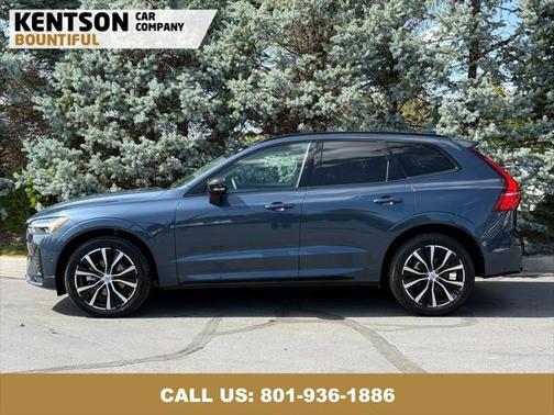 2024 Volvo XC60 B5 Plus Dark Theme