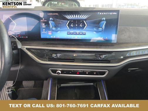 White Metallic 2025 BMW X7 xDrive40i