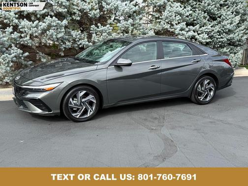 2025 Hyundai ELANTRA SEL