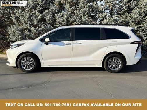 2023 Toyota Sienna XLE