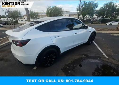 2022 Tesla Model Y Long Range Dual Motor All-Wheel Drive