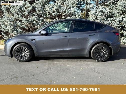 2023 Tesla Model Y Long Range Dual Motor All-Wheel Drive