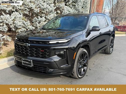 Mosaic Black Metallic 2024 Chevrolet Traverse RS