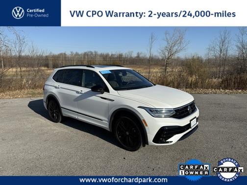 2022 Volkswagen Tiguan 2.0T SE R-Line Black