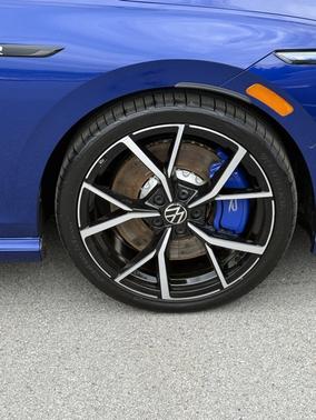 2022 Volkswagen Golf R 2.0T