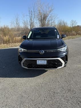 2025 Volkswagen Taos 1.5T SEL