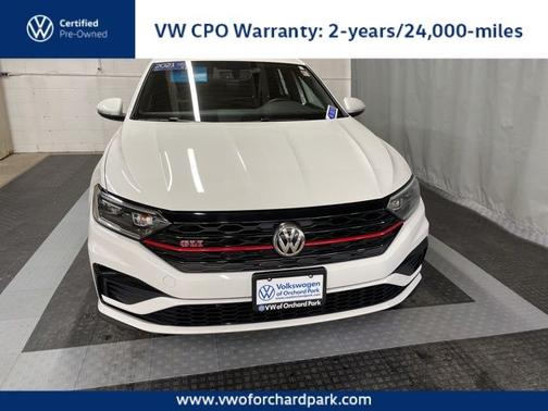 Pure White 2021 Volkswagen Jetta GLI 2.0T S