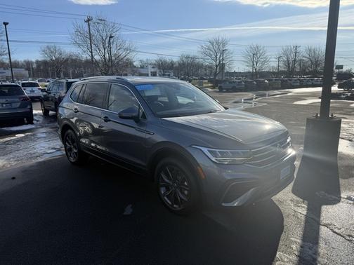 2022 Volkswagen Tiguan 2.0T SE
