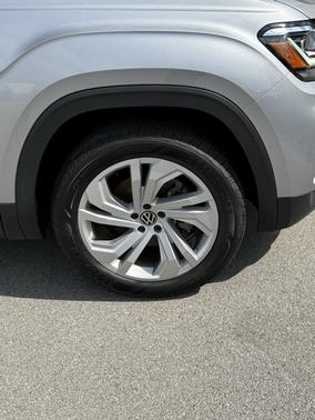 2022 Volkswagen Atlas 3.6 SE w/ Technology