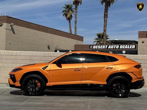 2024 Lamborghini Urus S