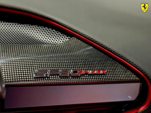 2022 Ferrari SF90 Spider Base