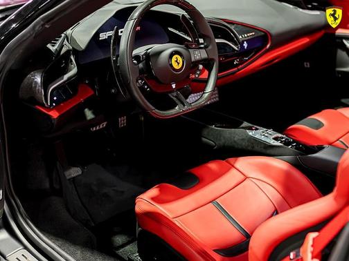 2022 Ferrari SF90 Spider Base