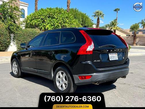 Photo 3 of 20 of 2011 Volvo XC60 3.2