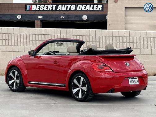 2013 Volkswagen Beetle 2.0T 60s Edition