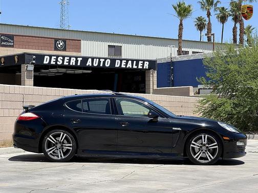 2013 Porsche Panamera Platinum Edition