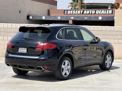 2011 Porsche Cayenne Base