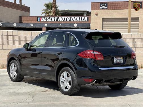 2011 Porsche Cayenne Base