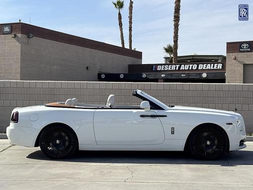 2016 Rolls-Royce Dawn Base