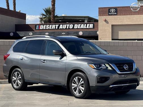 2018 Nissan Pathfinder S