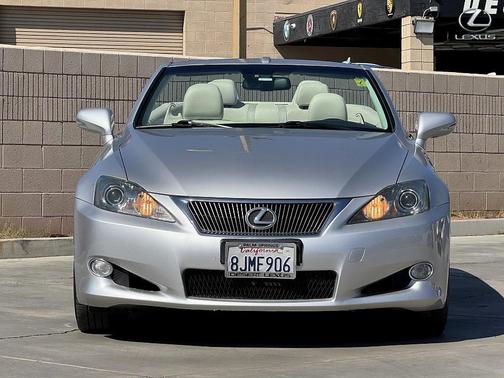 2010 Lexus IS 250C Base (A6)