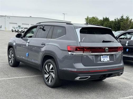2025 Volkswagen Atlas 2.0T SE