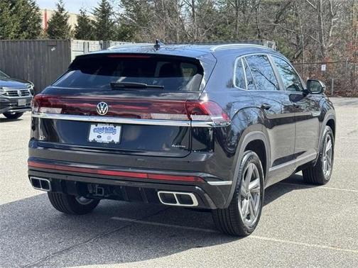 2024 Volkswagen Atlas Cross Sport 2.0T SEL R-Line