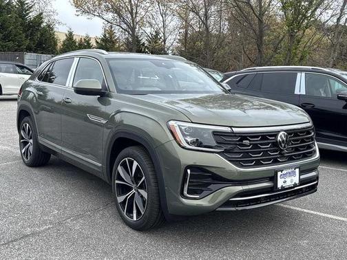 Avocado Green Pearl 2026 Volkswagen Atlas Cross Sport 2.0T SEL Premium R-Line