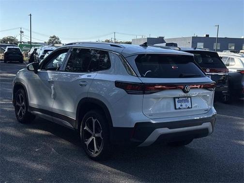 2025 Volkswagen Tiguan 2.0T SE