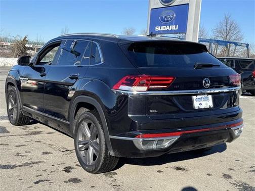 2022 Volkswagen Atlas Cross Sport 2.0T SEL R-Line