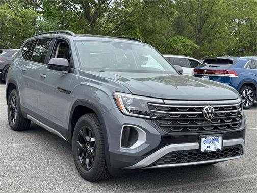 2025 Volkswagen Atlas 2.0T Peak Edition