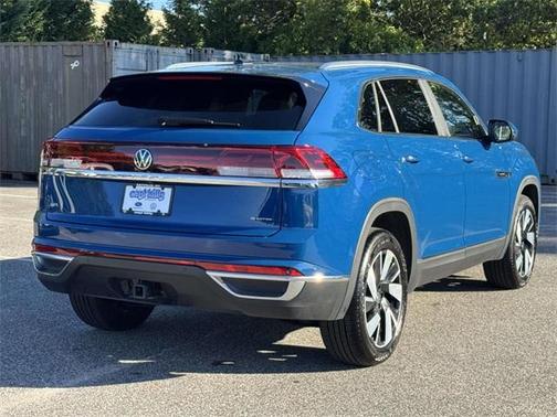 2025 Volkswagen Atlas Cross Sport 2.0T SEL