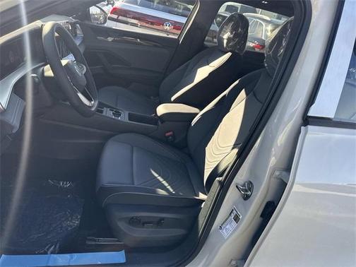 2025 Volkswagen Tiguan 2.0T SE R-Line Black