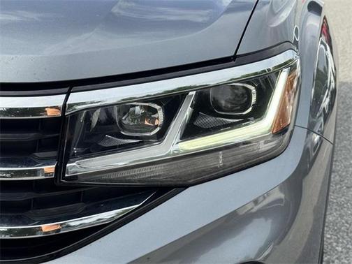 2023 Volkswagen Atlas 3.6L SE w/Technology