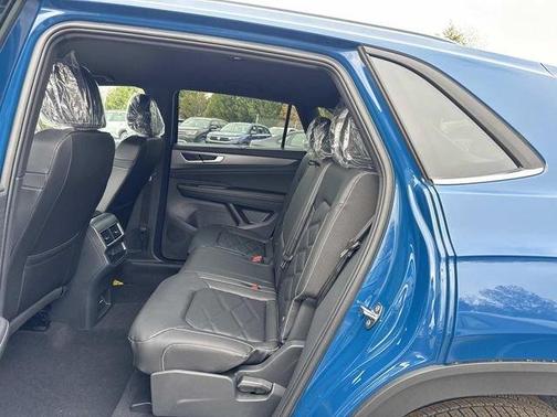 Mountain Lake Blue Metallic 2026 Volkswagen Atlas Cross Sport 2.0T SE W/TECHNOLOGY