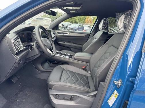 Mountain Lake Blue Metallic 2026 Volkswagen Atlas Cross Sport 2.0T SE W/TECHNOLOGY