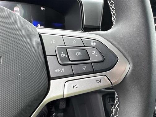 2025 Volkswagen Taos 1.5T S