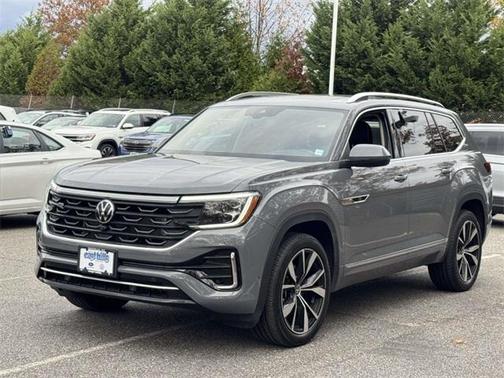 2025 Volkswagen Atlas 2.0T SEL Premium R-Line